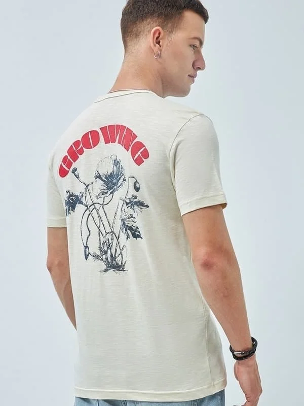 Unisex Short Sleeve T Shirt Model Images (2)